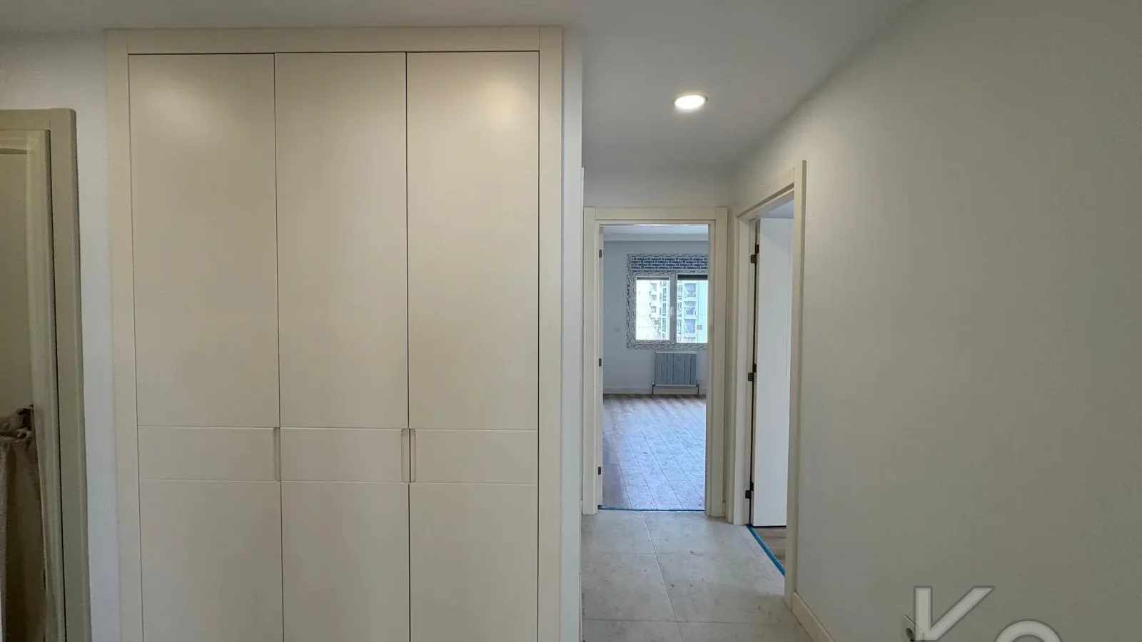 Lacivert Cadde Caddebostan Bağdat Cad.2.paralelde 2025 Sıfır Ebeveynli Balkonlu 80m² Net 2+1