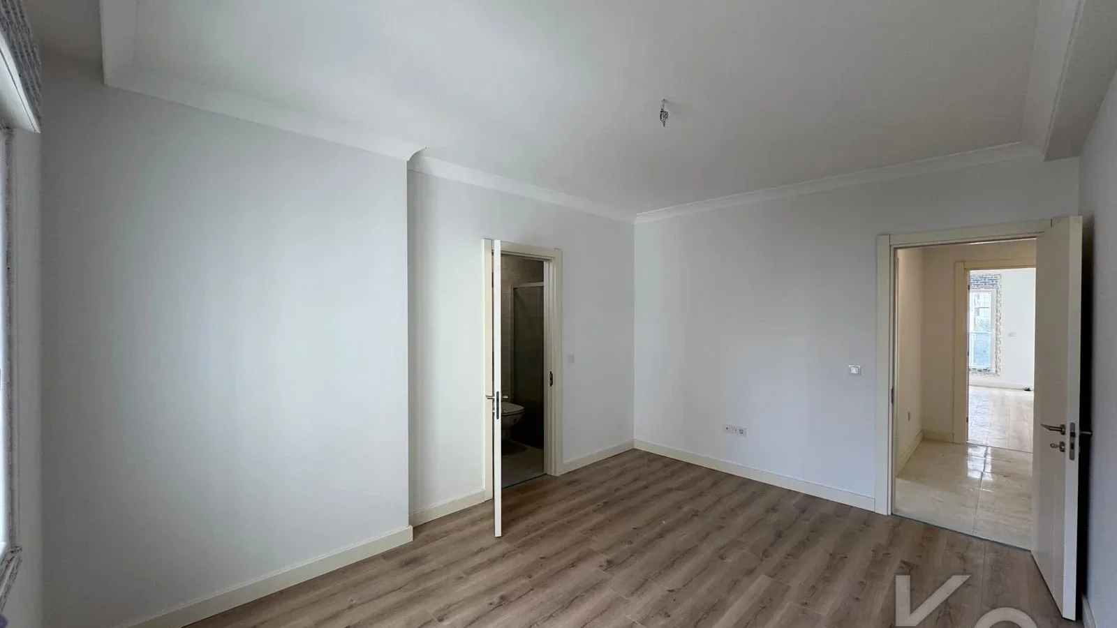 Lacivert Cadde Caddebostan Bağdat Cad.2.paralelde 2025 Sıfır Ebeveynli Balkonlu 80m² Net 2+1