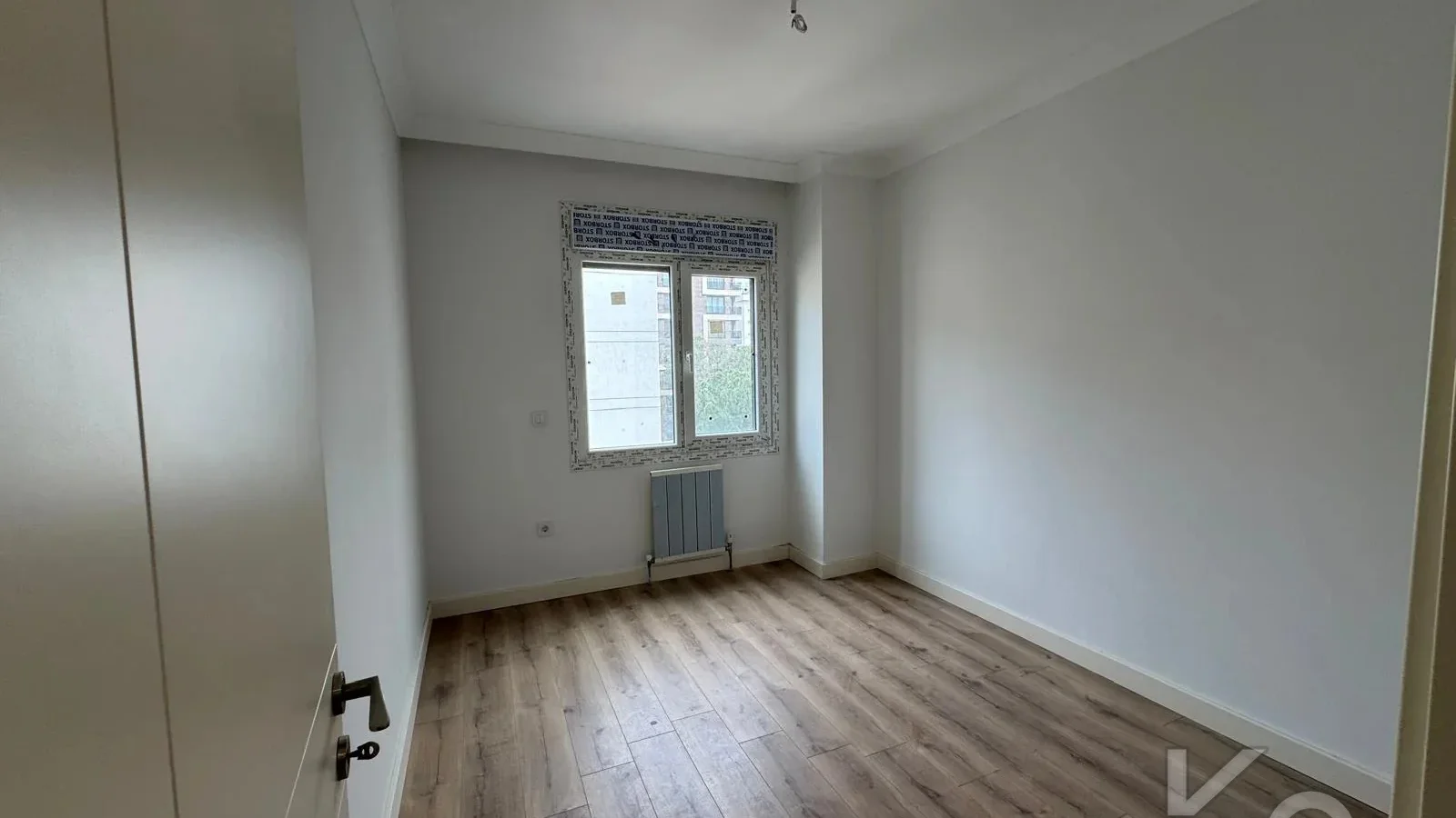Lacivert Cadde Caddebostan Bağdat Cad.2.paralelde 2025 Sıfır Ebeveynli Balkonlu 80m² Net 2+1