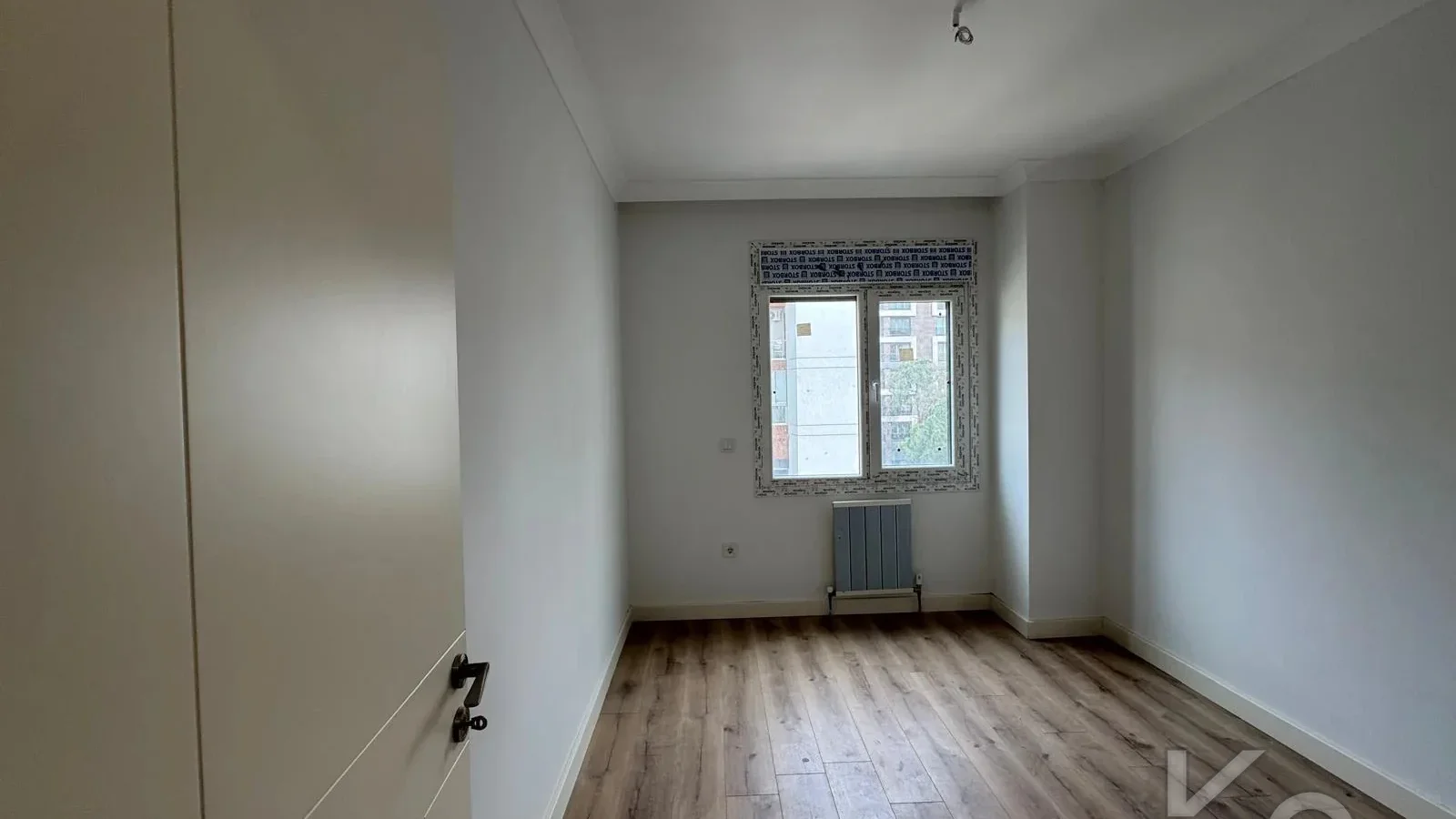 Lacivert Cadde Caddebostan Bağdat Cad.2.paralelde 2025 Sıfır Ebeveynli Balkonlu 80m² Net 2+1