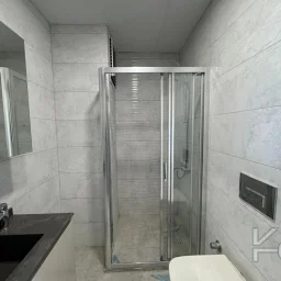 Lacivert Cadde Caddebostan Bağdat Cad.2.paralelde 2025 Sıfır Ebeveynli Balkonlu 80m² Net 2+1