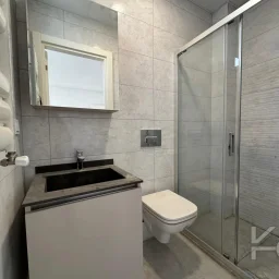 Lacivert Cadde Caddebostan Bağdat Cad.2.paralelde 2025 Sıfır Ebeveynli Balkonlu 80m² Net 2+1