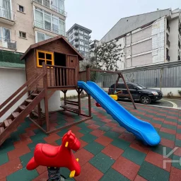 Lacivert Cadde Caddebostan Bağdat Cad.2.paralelde 2025 Sıfır Ebeveynli Balkonlu 80m² Net 2+1