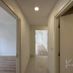 Lacivert Cadde Caddebostan Bağdat Cad.2.paralelde 2025 Sıfır Ebeveynli Balkonlu 80m² Net 2+1