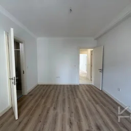 Lacivert Cadde Caddebostan Bağdat Cad.2.paralelde 2025 Sıfır Ebeveynli Balkonlu 80m² Net 2+1