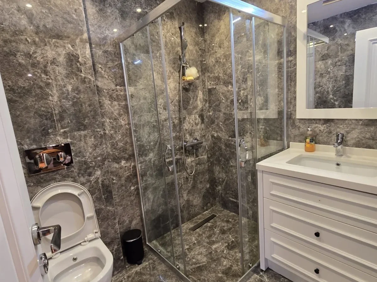 Lacivertcadde Gayrimenkul Erenköyde Divanın Sokağında Satılık 5+1 250 M² Net Dubleks 