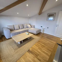 Lacivertcadde Gayrimenkul Erenköyde Divanın Sokağında Satılık 5+1 250 M² Net Dubleks 