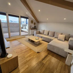 Lacivertcadde Gayrimenkul Erenköyde Divanın Sokağında Satılık 5+1 250 M² Net Dubleks 