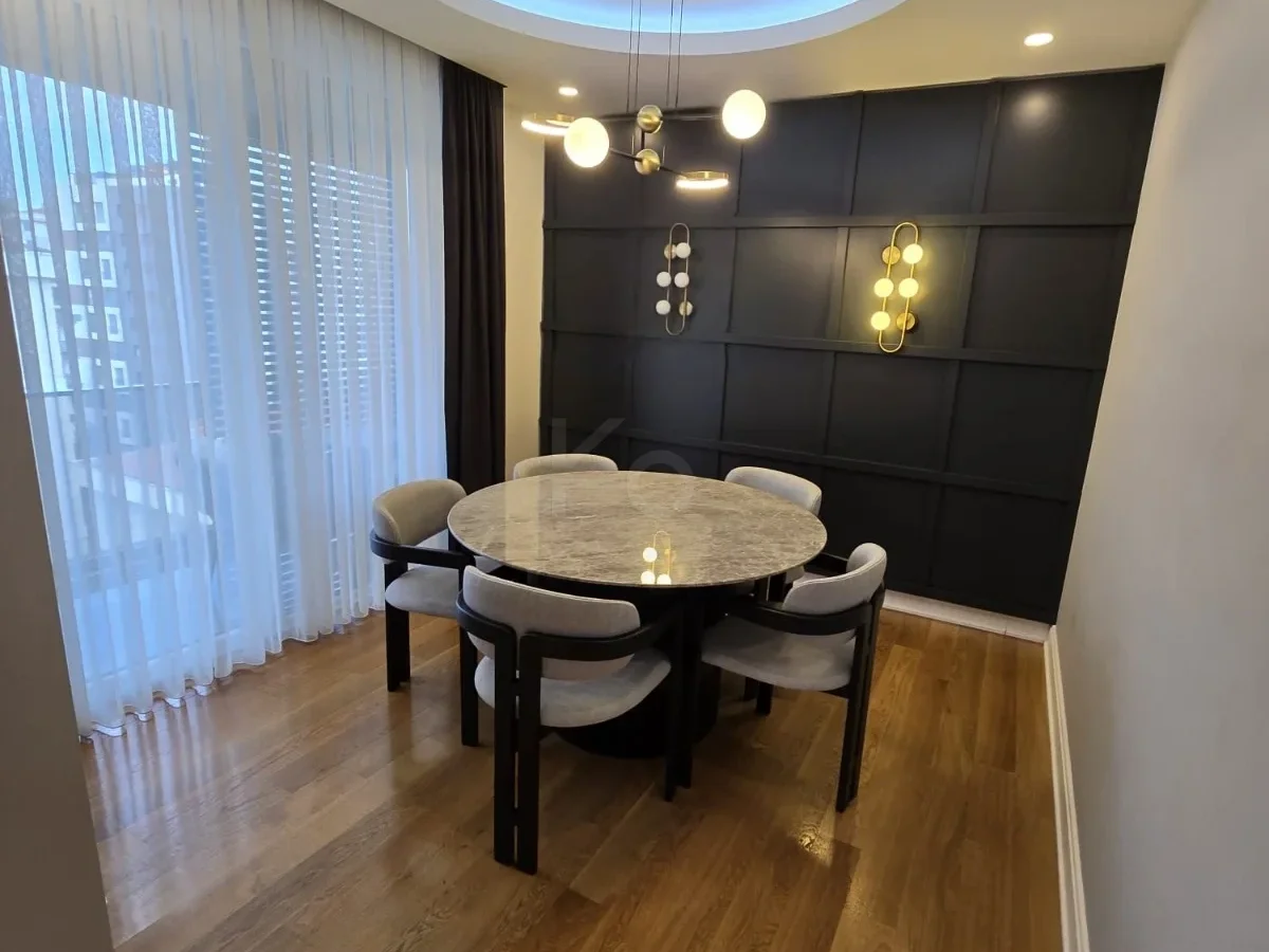 Lacivertcadde Gayrimenkul Erenköyde Divanın Sokağında Satılık 5+1 250 M² Net Dubleks 