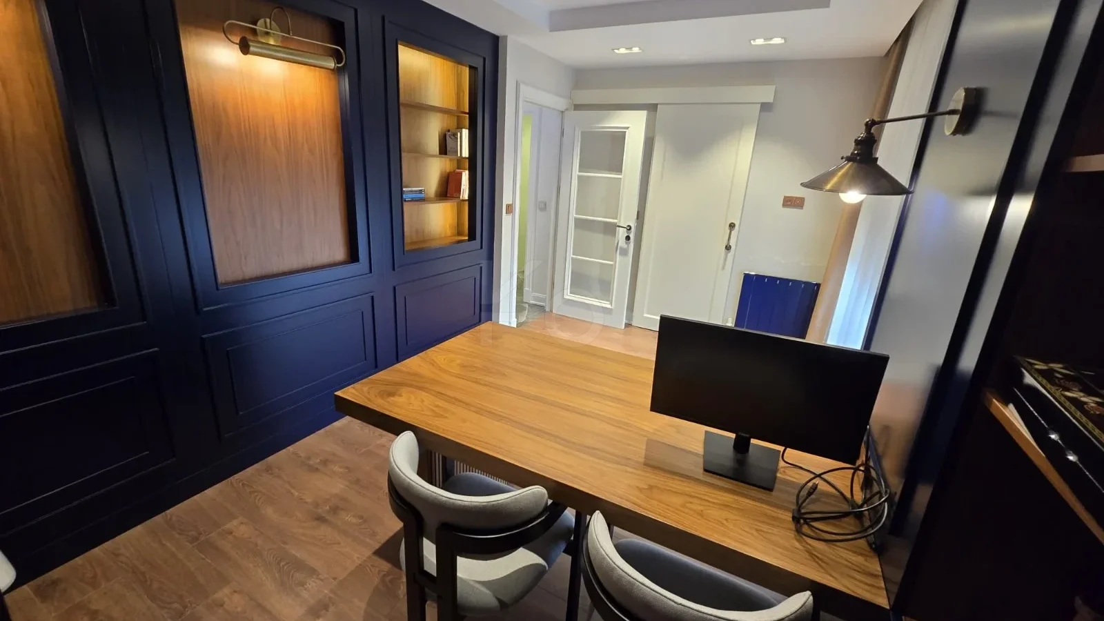 Lacivertcadde Gayrimenkul Erenköyde Divanın Sokağında Satılık 5+1 250 M² Net Dubleks 