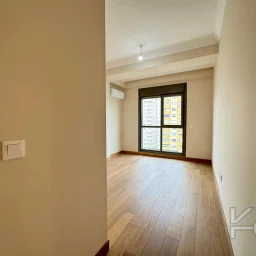 Laci̇vertcadde Suadi̇ye Beymen'i̇n Arkasi Sifir Balkon Ebeveyn 3+1