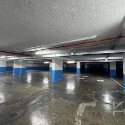 Laci̇vertcadde Suadi̇ye Beymen'i̇n Arkasi Sifir Balkon Ebeveyn 3+1
