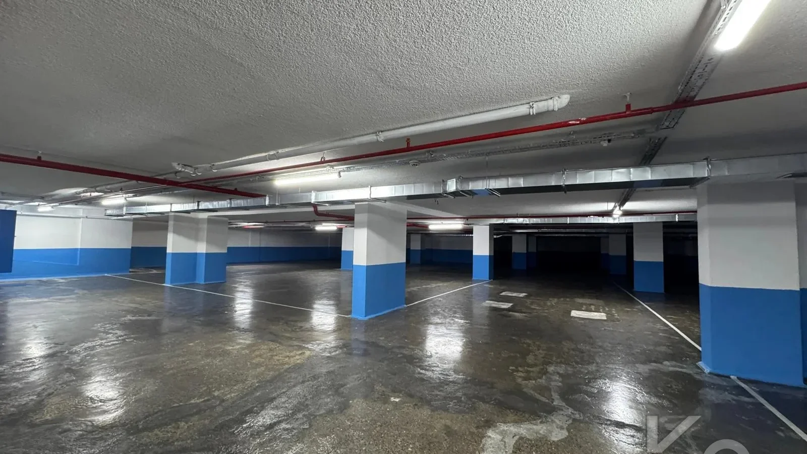 Laci̇vertcadde Suadi̇ye Beymen'i̇n Arkasi Sifir Balkon Ebeveyn 3+1