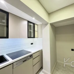Academy Bağdat Caddesi̇ Çi̇ftehavuzlar Yatirim Değeri̇ Yüksek İş Yeri̇ne Uygun Renöveli̇ 3+1