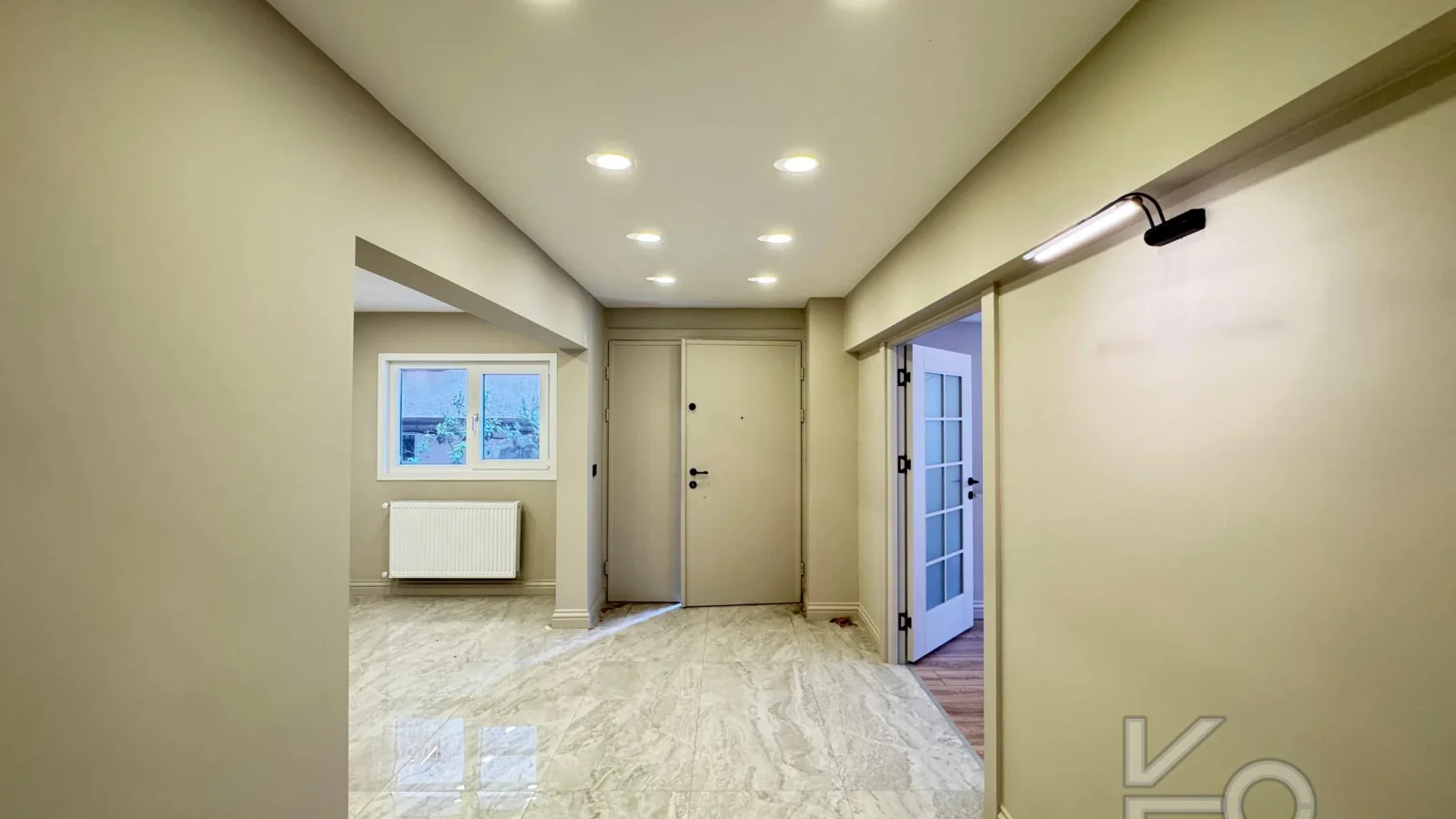 Academy Bağdat Caddesi̇ Çi̇ftehavuzlar Yatirim Değeri̇ Yüksek İş Yeri̇ne Uygun Renöveli̇ 3+1