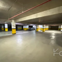 Laci̇vert Cadde Şaşkınbakkal Güvenli̇kli̇ Yüzme Havuzlu 80m² Net 2+1