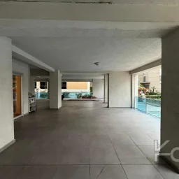 Laci̇vert Cadde Şaşkınbakkal Güvenli̇kli̇ Yüzme Havuzlu 80m² Net 2+1