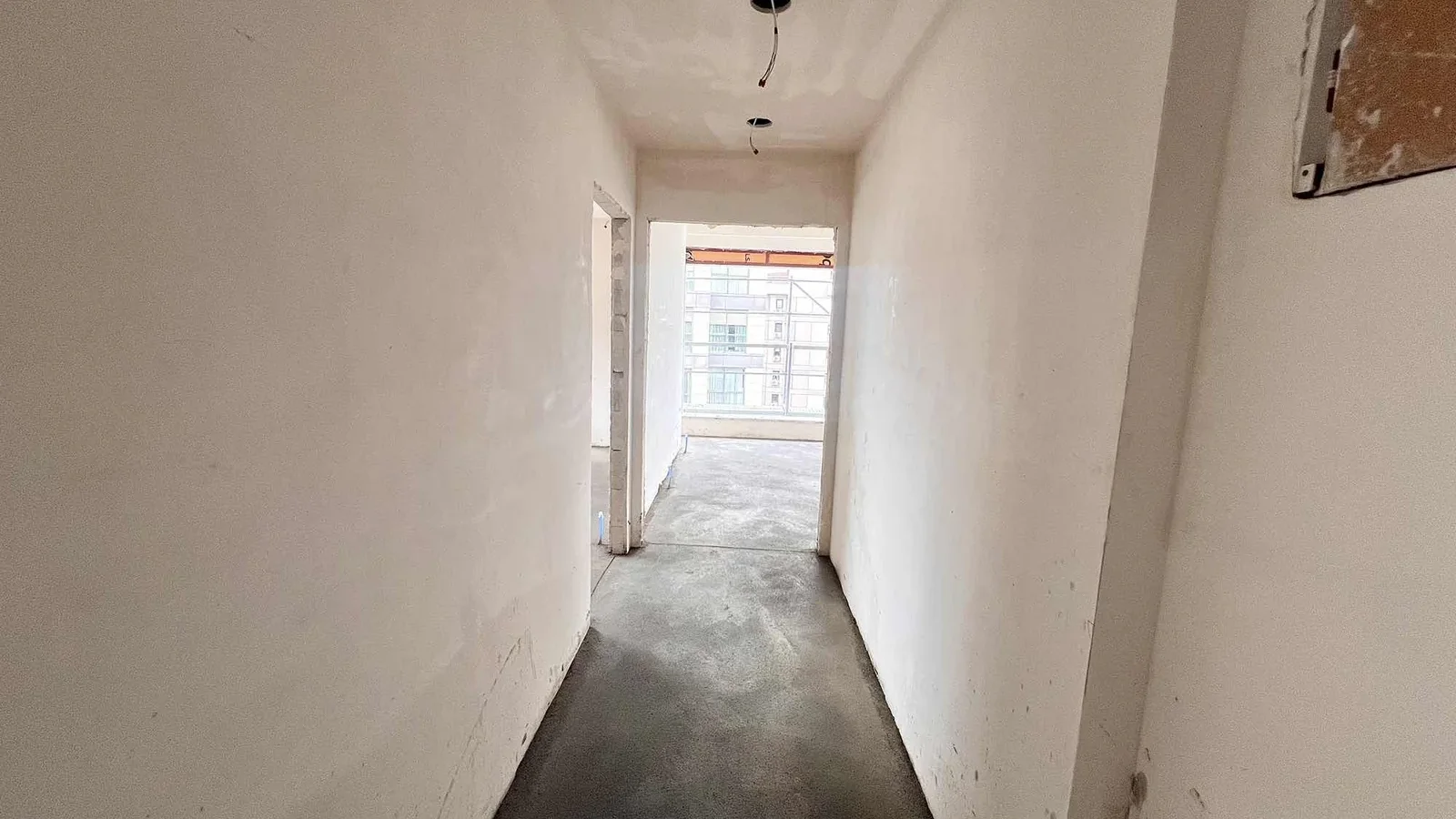 40m² Salon,23m² Yatak Odası,çift Balkonlu 115m² 3+1 Sıfır Daire