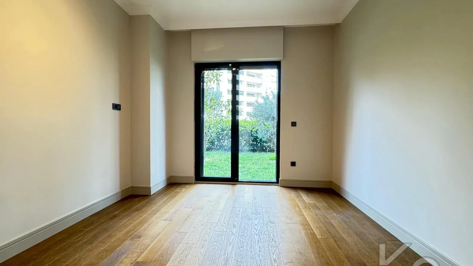 Academy Fenerbahçe Sahi̇l Yeni̇ Bi̇na Emsalsi̇z 130m2 Ada Mutfakli 3+1 
