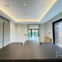 Academy Fenerbahçe Sahi̇l Yeni̇ Bi̇na Emsalsi̇z 130m2 Ada Mutfakli 3+1 