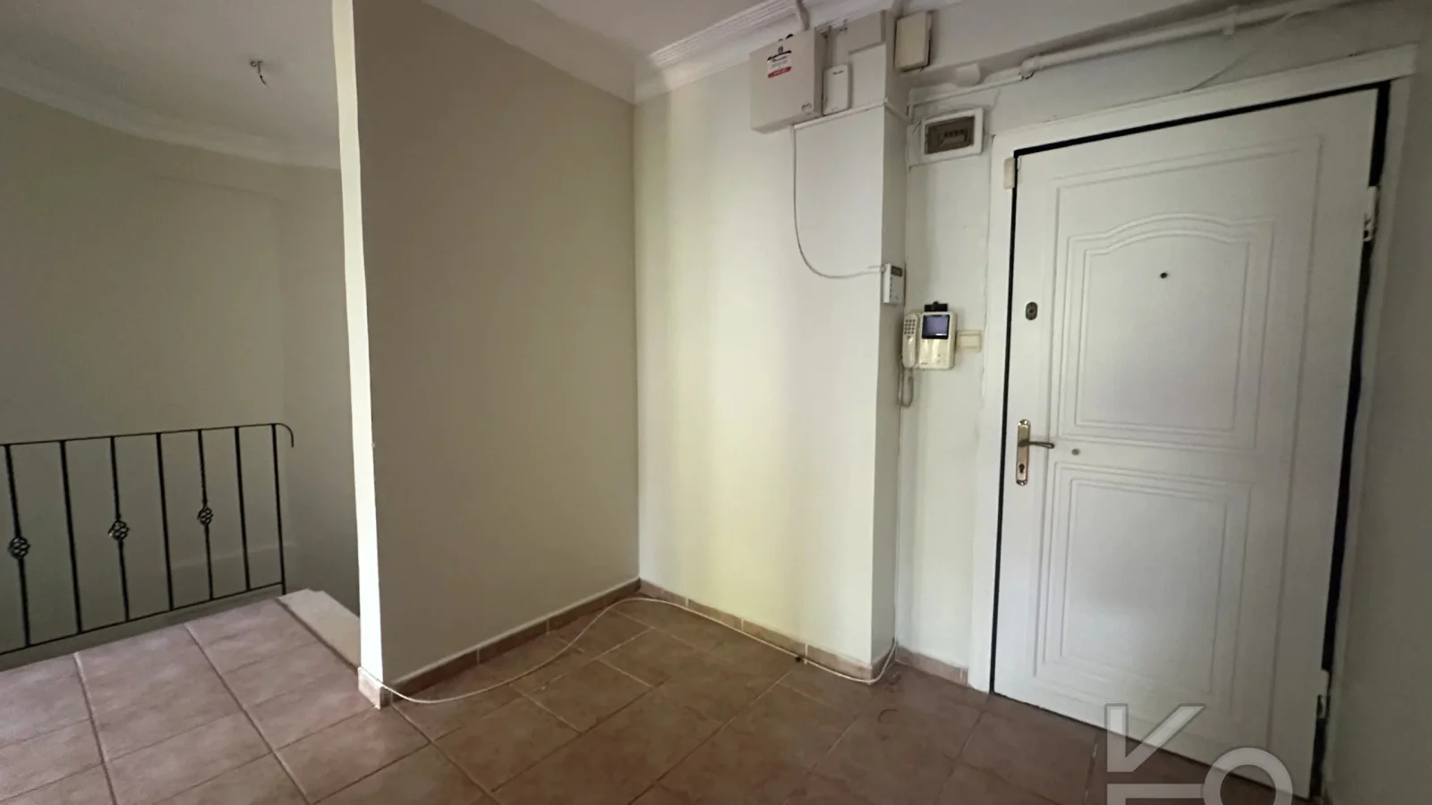 Rookz Fark Tarabya Sanatçilar Si̇tesi̇ Ki̇ralik Dubleks Dai̇re Bakimli