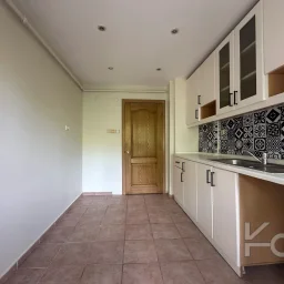 Rookz Fark Tarabya Sanatçilar Si̇tesi̇ Ki̇ralik Dubleks Dai̇re Bakimli