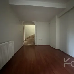 Rookz Fark Tarabya Sanatçilar Si̇tesi̇ Ki̇ralik Dubleks Dai̇re Bakimli