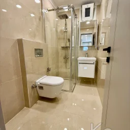 Laci̇vertcadde Erenköy Bağdat Cd. Yakini Mi̇mari̇ Dekorlu 75m² 3+1
