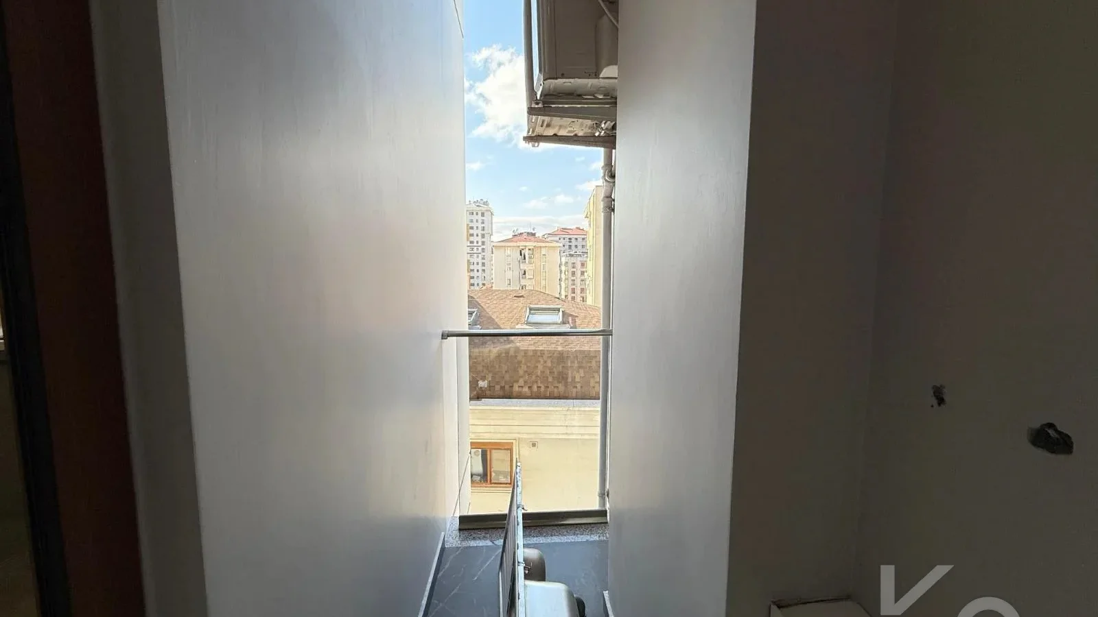 Laci̇vertcadde Caddebostan Bağdat Cad.yakin 130 M² Net Ebeveynli̇