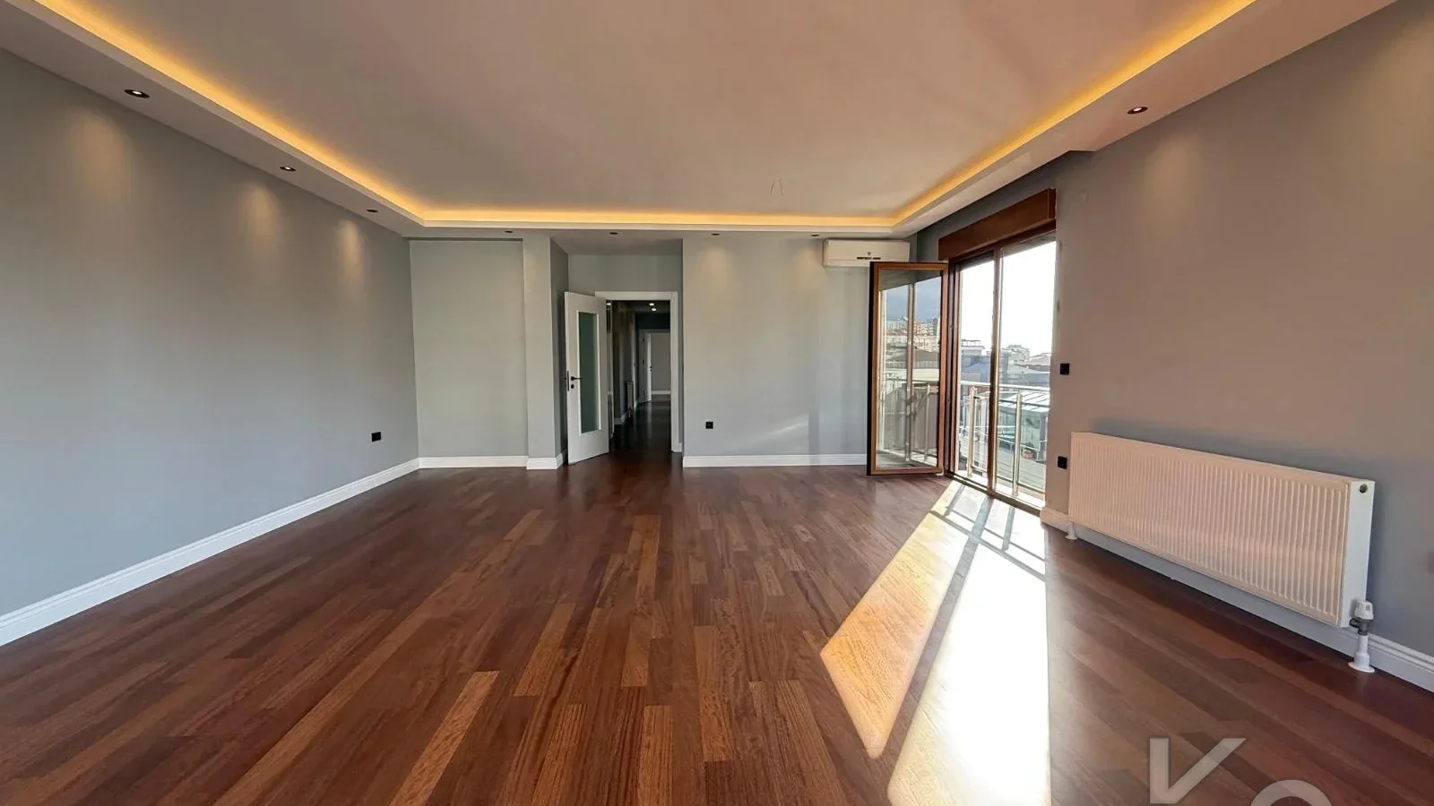 Laci̇vertcadde Caddebostan Bağdat Cad.yakin 130 M² Net Ebeveynli̇