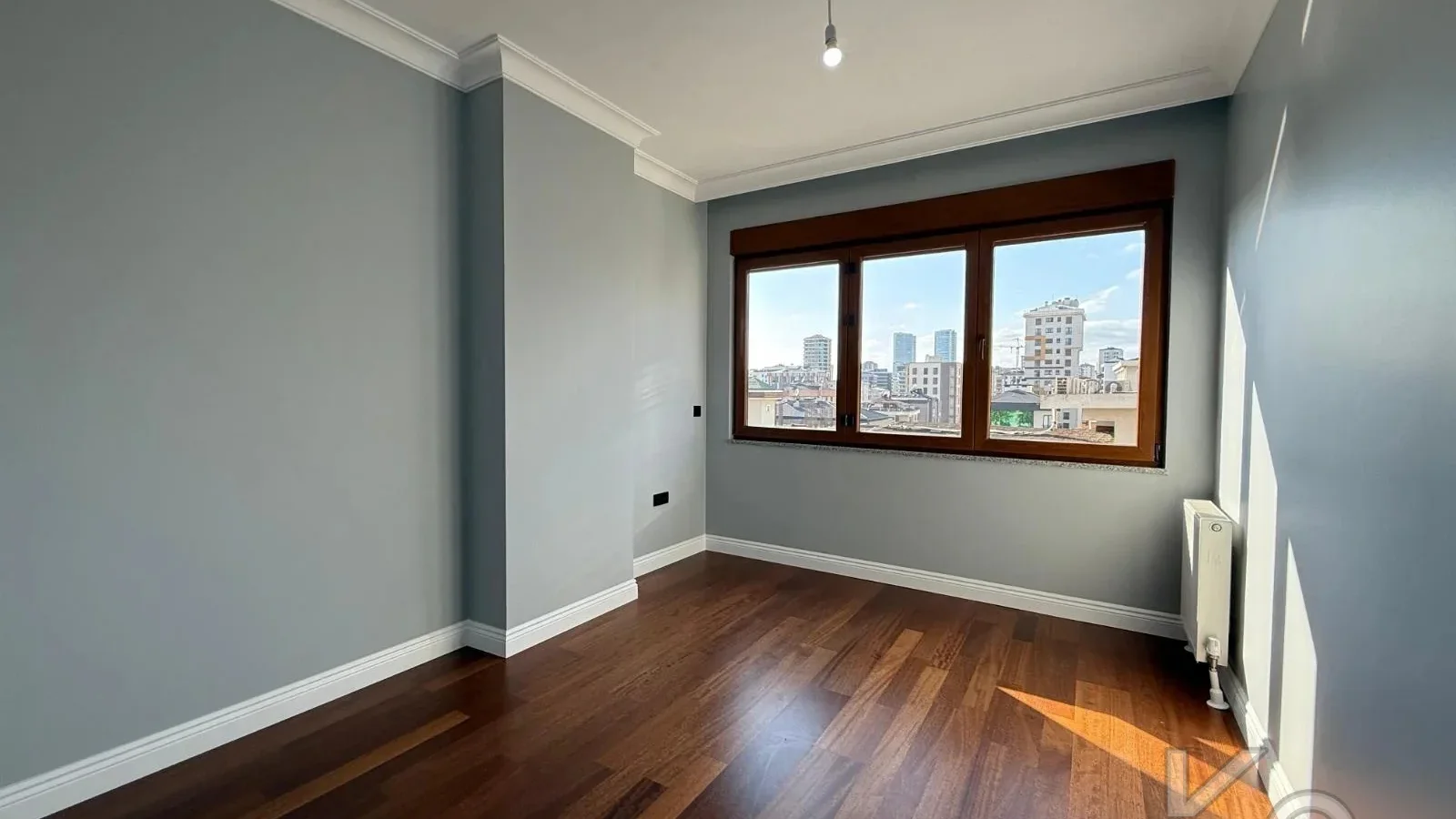 Laci̇vertcadde Caddebostan Bağdat Cad.yakin 130 M² Net Ebeveynli̇