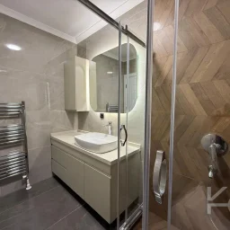 Laci̇vertcadde Caddebostan Bağdat Cad.yakin 130 M² Net Ebeveynli̇