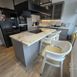 Academy Erenköy Di̇van Sokağinda 250m2 Net 5+1 Mi̇mari̇ Tasarimli Dubleks