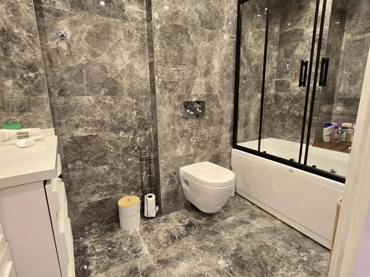 Academy Erenköy Di̇van Sokağinda 250m2 Net 5+1 Mi̇mari̇ Tasarimli Dubleks