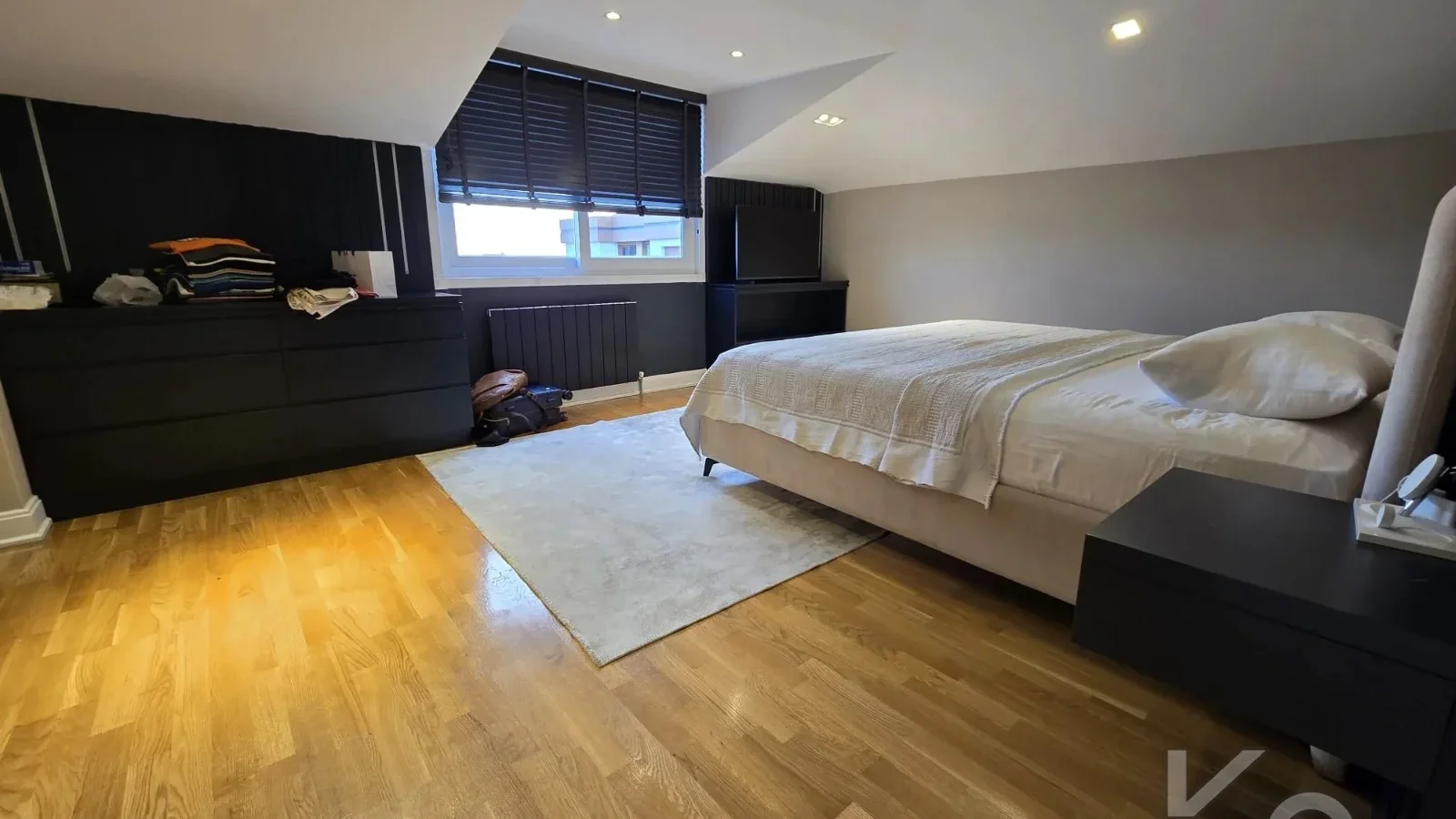 Academy Erenköy Di̇van Sokağinda 250m2 Net 5+1 Mi̇mari̇ Tasarimli Dubleks