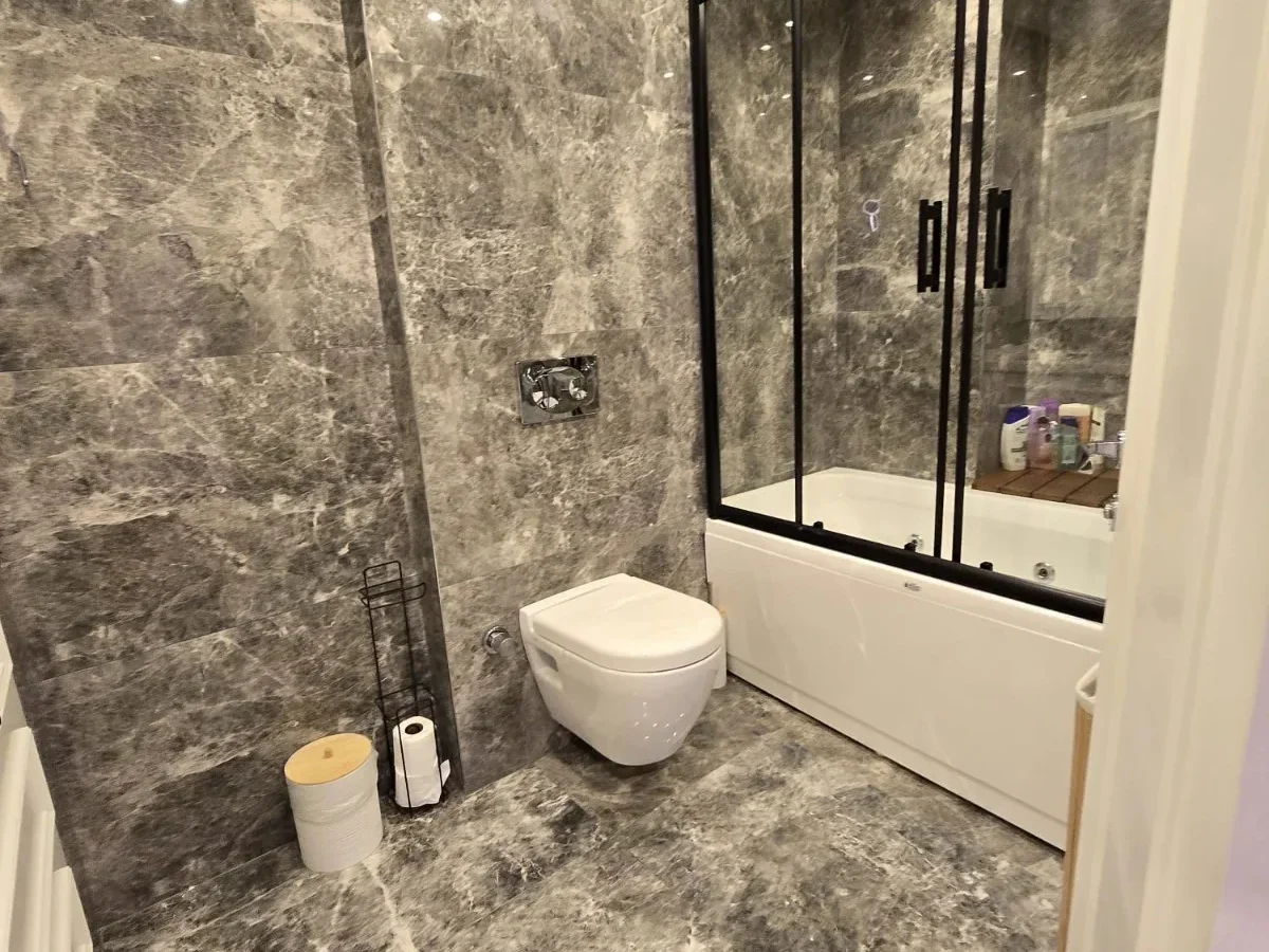 Academy Erenköy Di̇van Sokağinda 250m2 Net 5+1 Mi̇mari̇ Tasarimli Dubleks