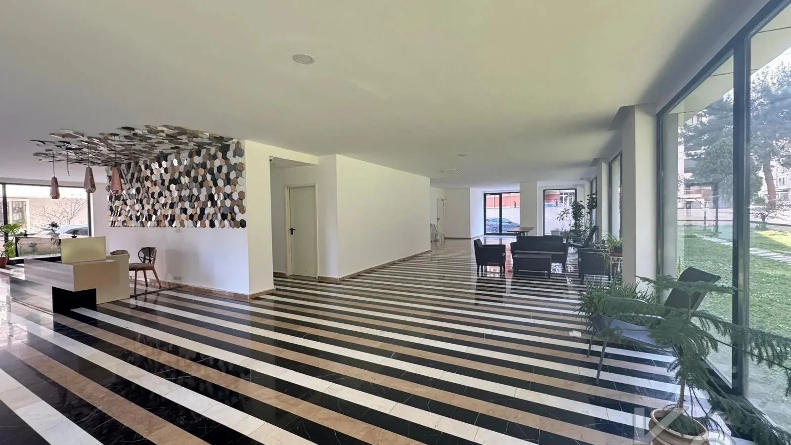Laci̇vertcadde Caddebostan Noter Sokak'ta 170m² 3+1