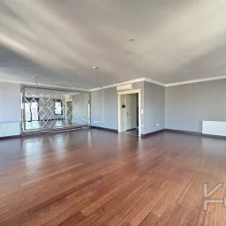 Laci̇vertcadde Caddebostan Noter Sokak'ta 170m² 3+1