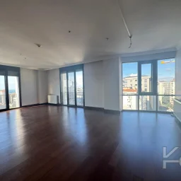 Laci̇vertcadde Caddebostan Noter Sokak'ta 170m² 3+1