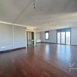 Laci̇vertcadde Caddebostan Noter Sokak'ta 170m² 3+1