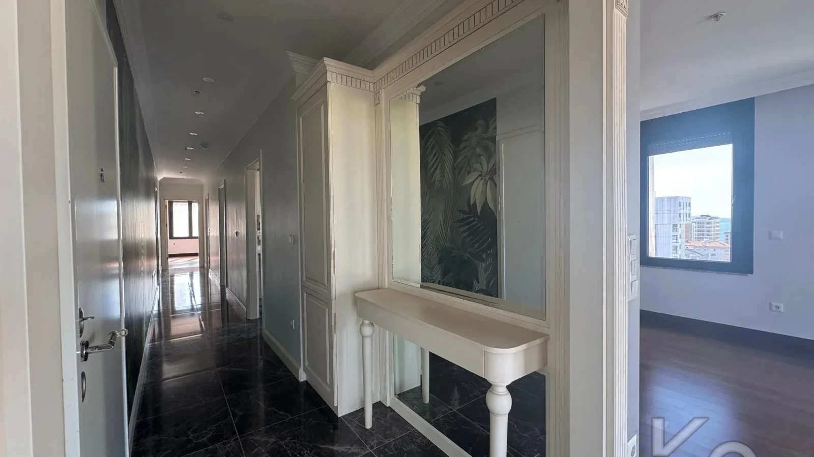 Laci̇vertcadde Caddebostan Noter Sokak'ta 170m² 3+1