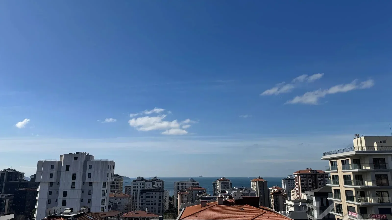 Laci̇vertcadde Caddebostan Noter Sokak'ta 170m² 3+1