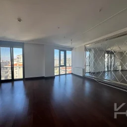 Laci̇vertcadde Caddebostan Noter Sokak'ta 170m² 3+1