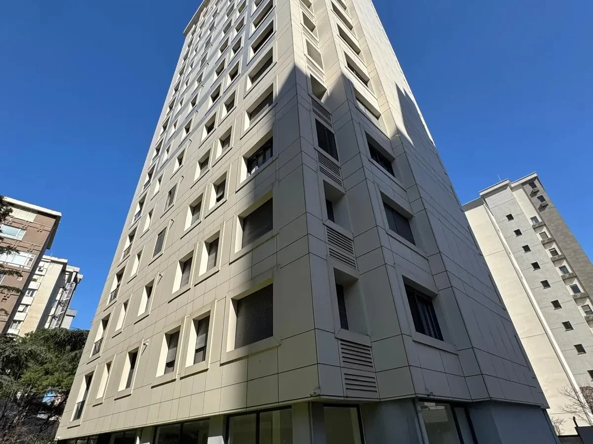 Laci̇vertcadde Caddebostan Noter Sokak'ta 170m² 3+1