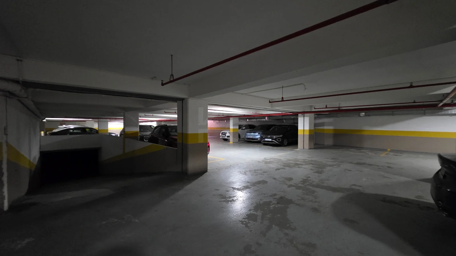 Academy Caddebostan Deniz Manzaralı Bahçeli 180 M2 4+1