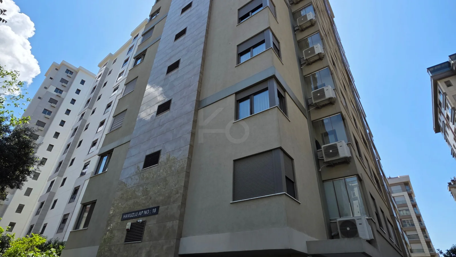Academy Caddebostan Deniz Manzaralı Bahçeli 180 M2 4+1