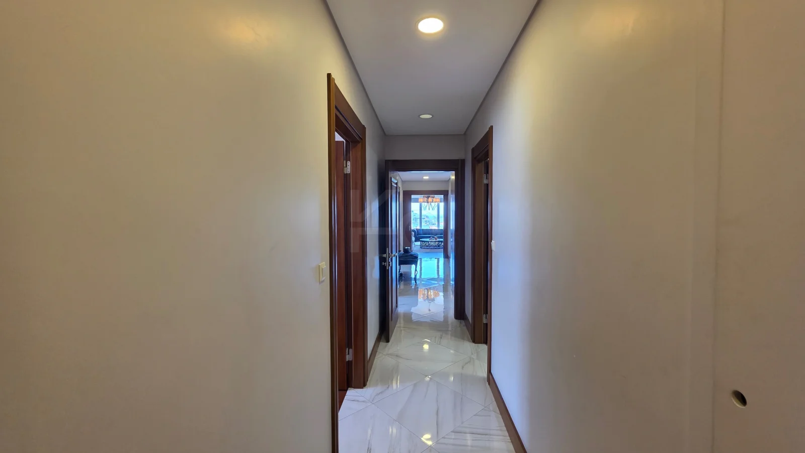 Academy Caddebostan Deniz Manzaralı Bahçeli 180 M2 4+1