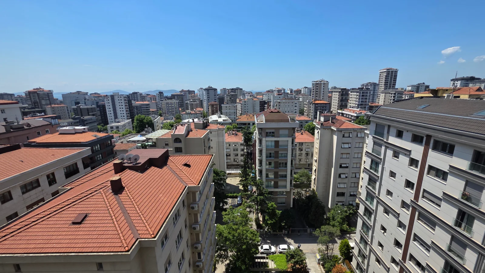Academy Caddebostan Deniz Manzaralı Bahçeli 180 M2 4+1