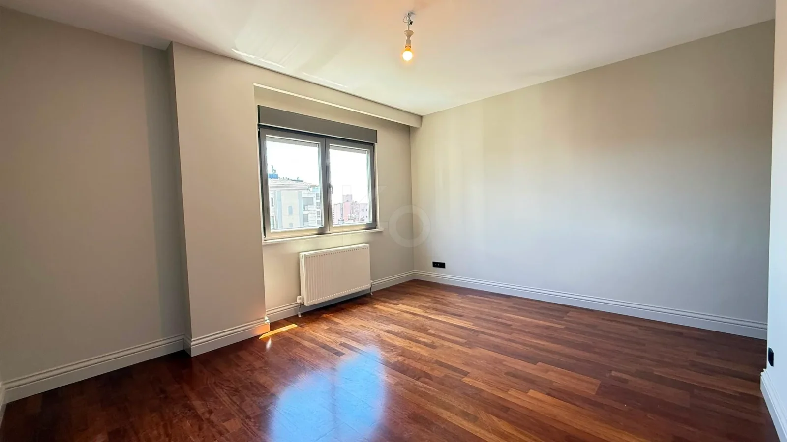 Academy Caddebostan  Bağdat Caddesi'ne 5.bina Satılık 4+1 Boş Daire