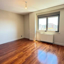 Academy Caddebostan  Bağdat Caddesi'ne 5.bina Satılık 4+1 Boş Daire